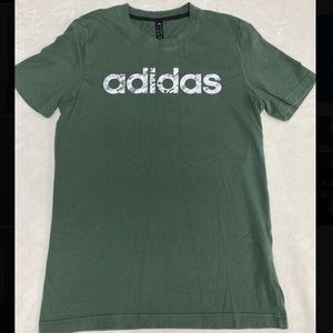Men’s green adidas short sleeve shirt. Size Small